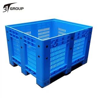 Pojemnik rolniczy o stałej ścianie