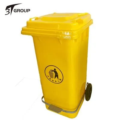 Publiczny kosz na śmieci na zewnątrz